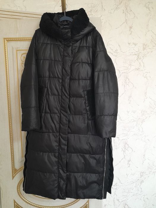 Продам женское куртку 10000т