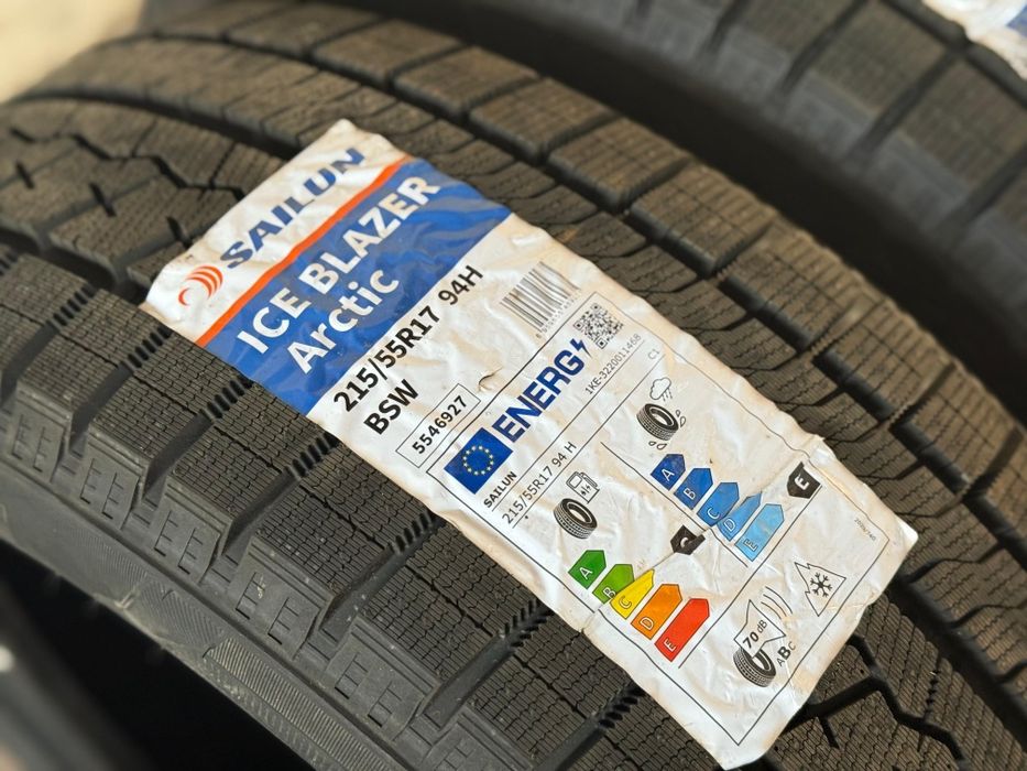 215/55 R17 Новый комплект - Sailun Ice Blazer