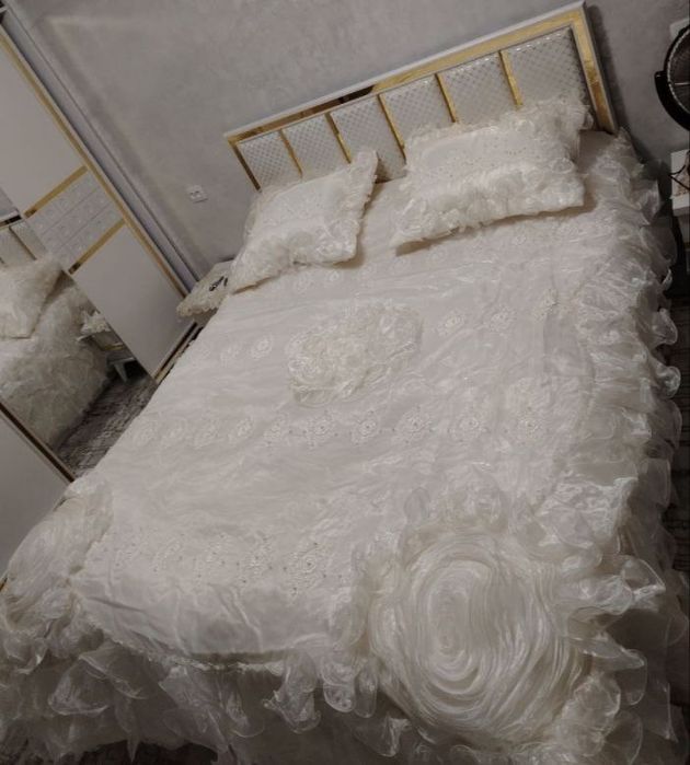 Келинлик покрывал сотилади