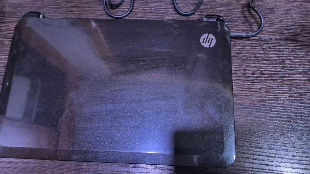 Ноутбук HP Pavilion TouchSmart 14 sleekbook