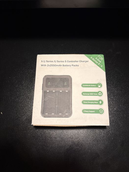 Încărcător Xbox Series X/S + 2 baterii 2550mAh — Nou