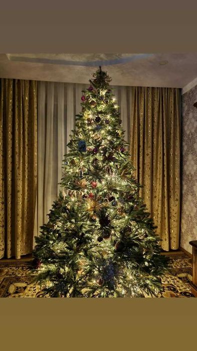 Ёлки и новогодние интерьеры по ОПТОВЫМ ценам!