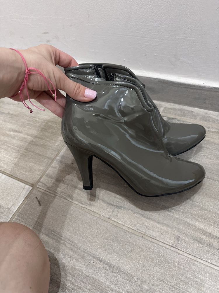 Обувки с ток - H&M, Zara