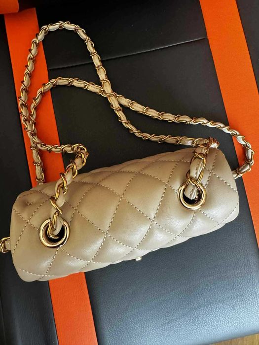 Дамска чанта тип Chanel – много добро състояние