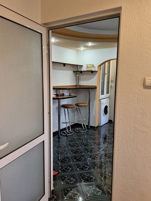 Apartament 2 camere de închiriat