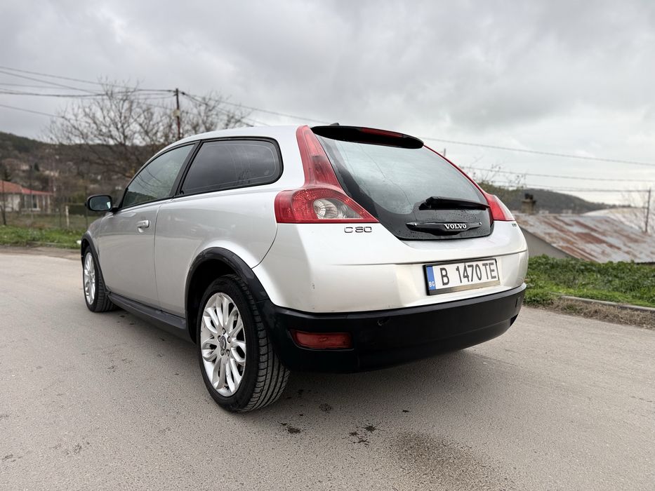 Volvo C30 2.0 6 Скорости 2008г 5л/100км Климатроник Всичко платено