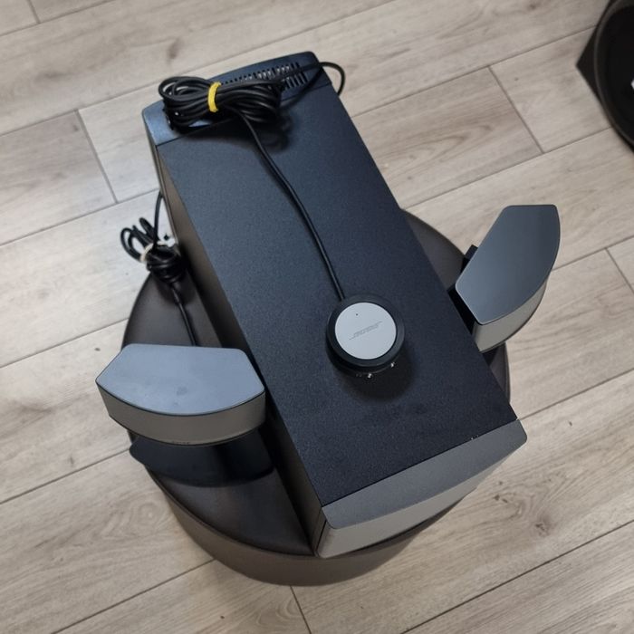 Amanet F28: Sistem audio 2.1 Bose Companion 5