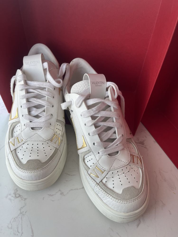 VALENTINO VL7N white and gold