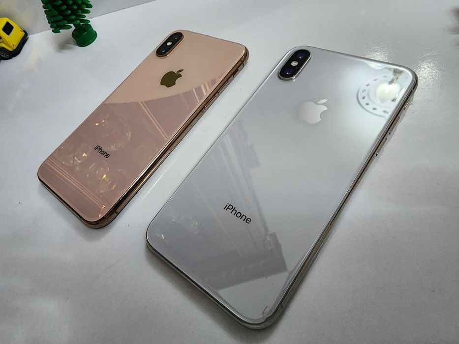 Iphone Xs LL/A Gold 64GB Batareka 100%