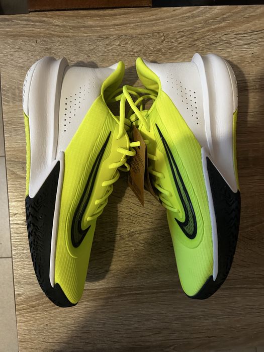 Nike Presicion VII