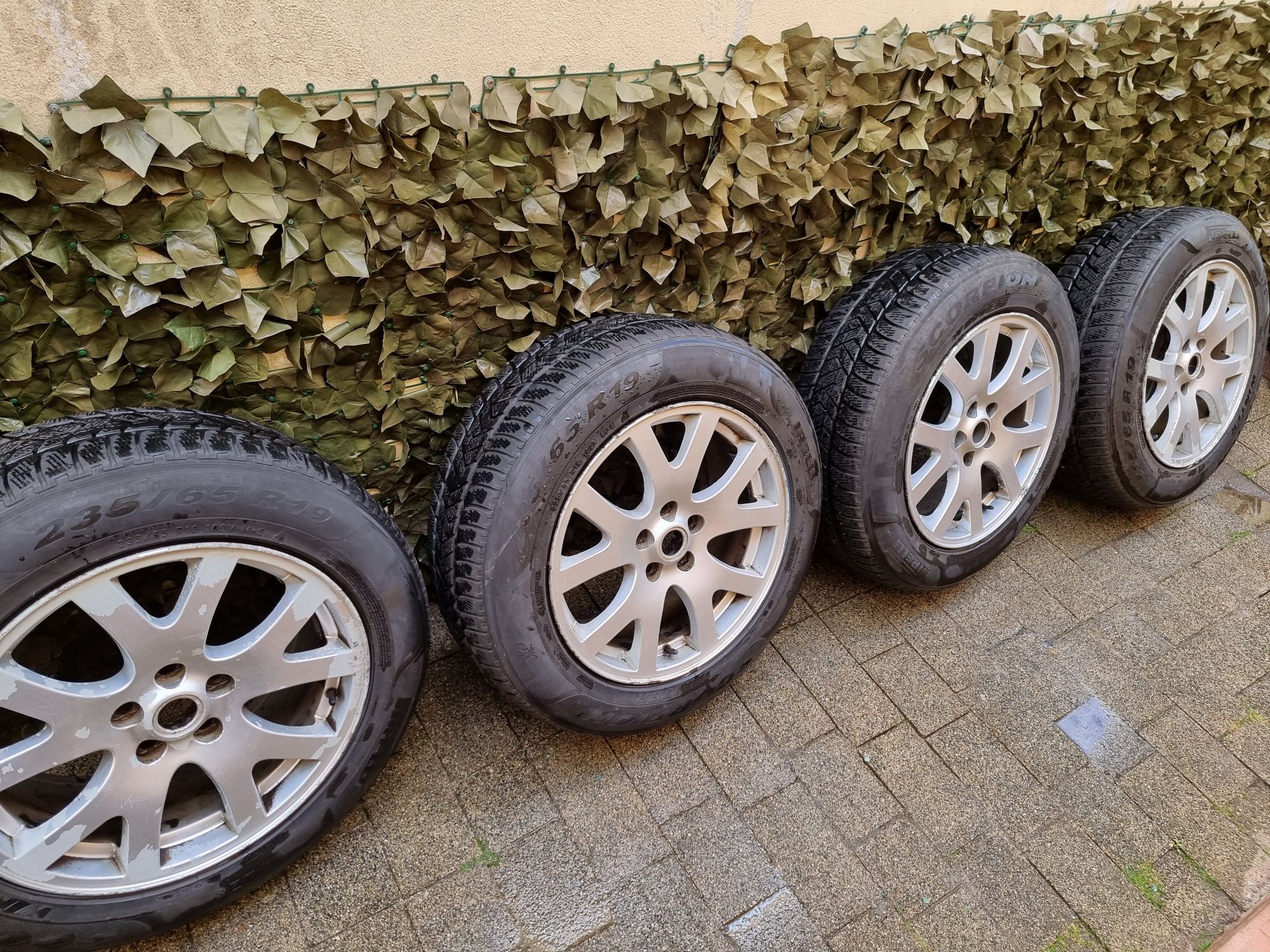 Jante origine Range Rover+cauciucuri iarna pirelli 235/65/19