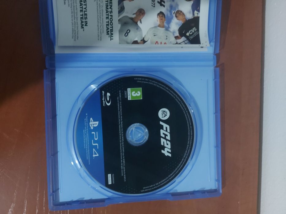 Продам на плейстейшен 4 игры