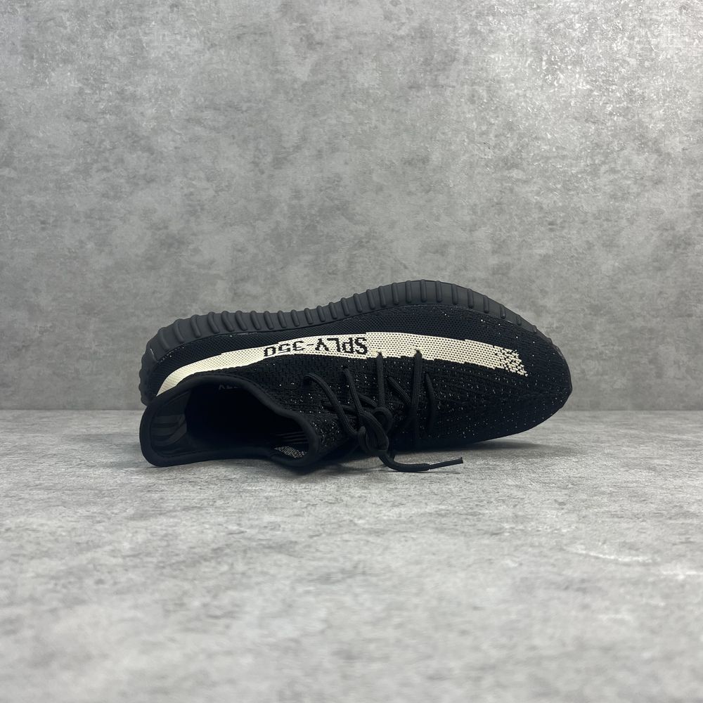 Adidas Yeezy Boost 350 V2 Oreo - 42
