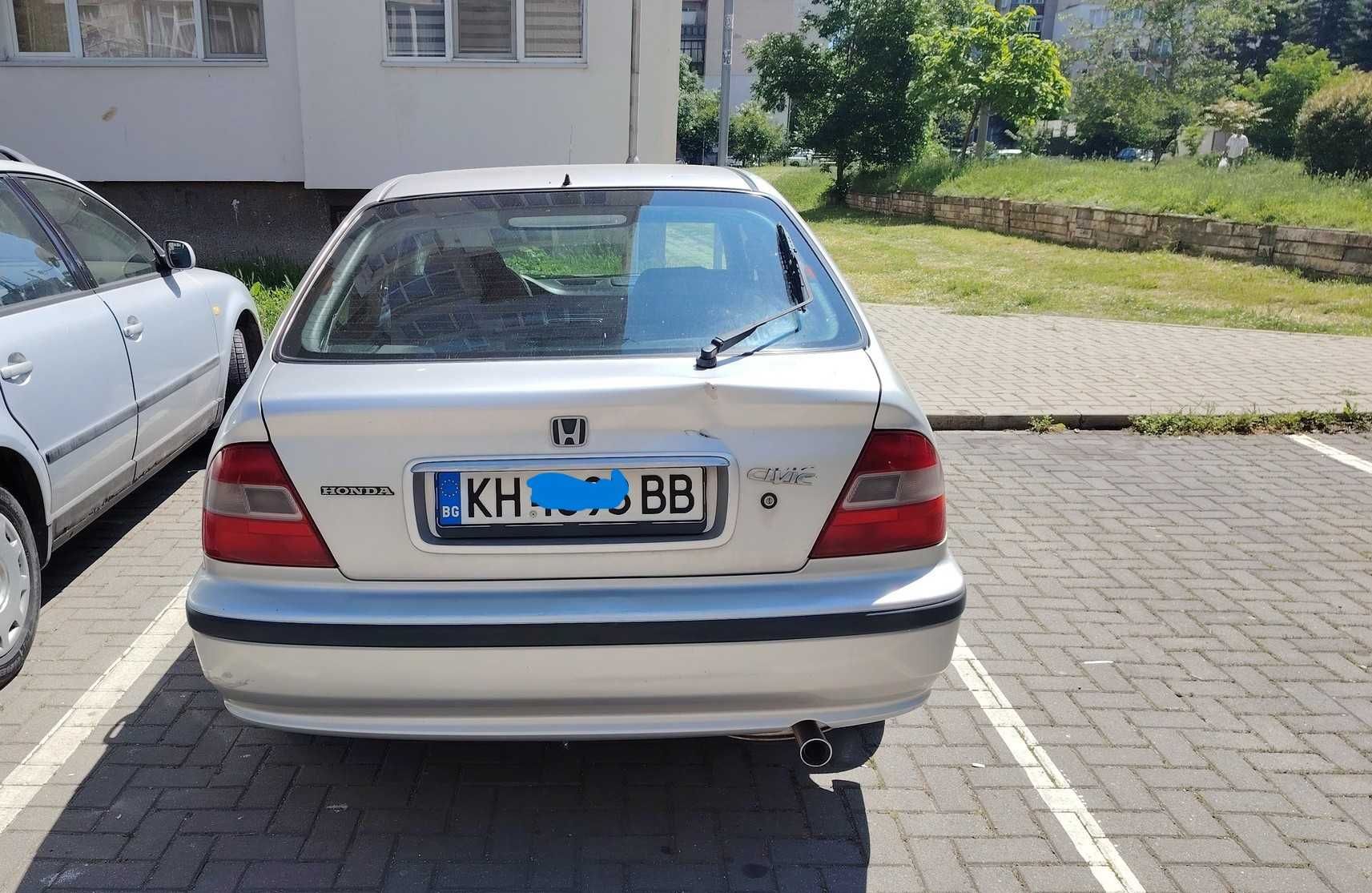 Honda Civic 5DR регистриран, всичко платено