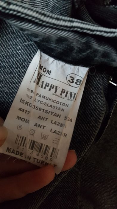 Blugi dama rupti m.38