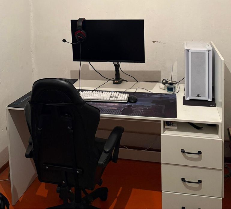 комп сатылады 300 к…………