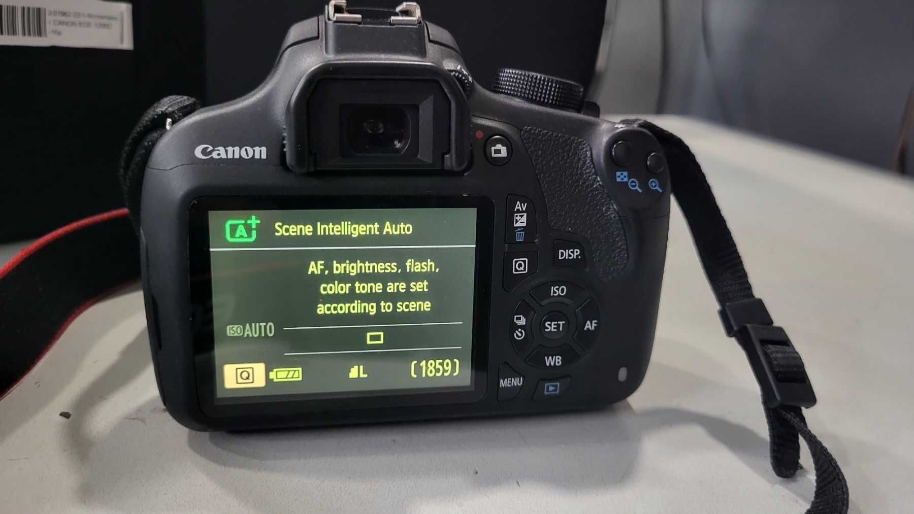 Фотоапарат CANON EOS 1200D