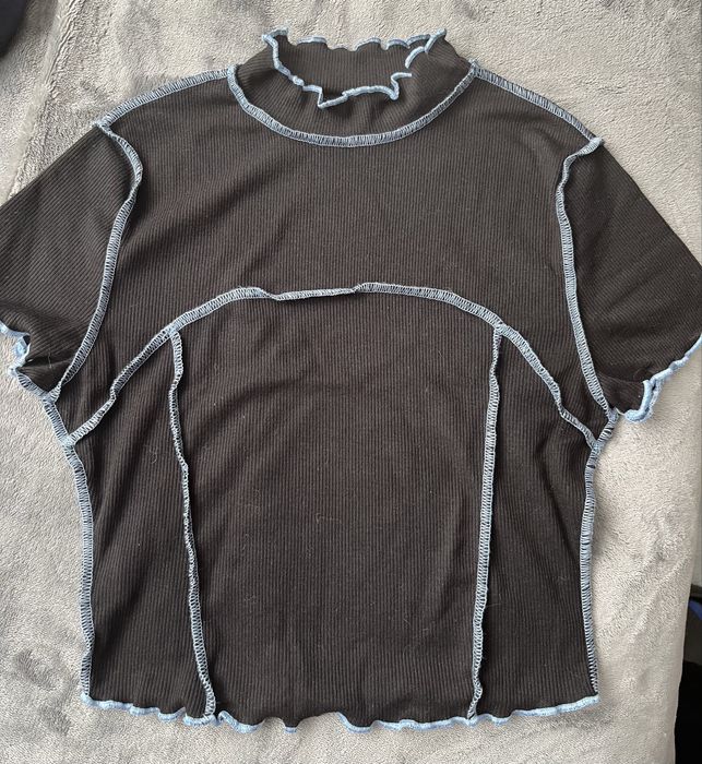 Блуза с паднали рамене и тениска