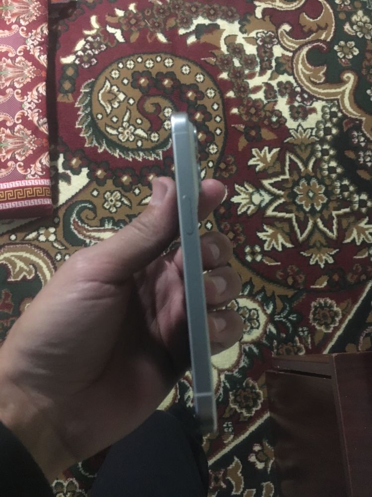 Iphone 15 pro holati ideal 3 oy ushlatilgan batareya 100