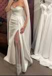 Natalia Vasiliev rochie de mireasa