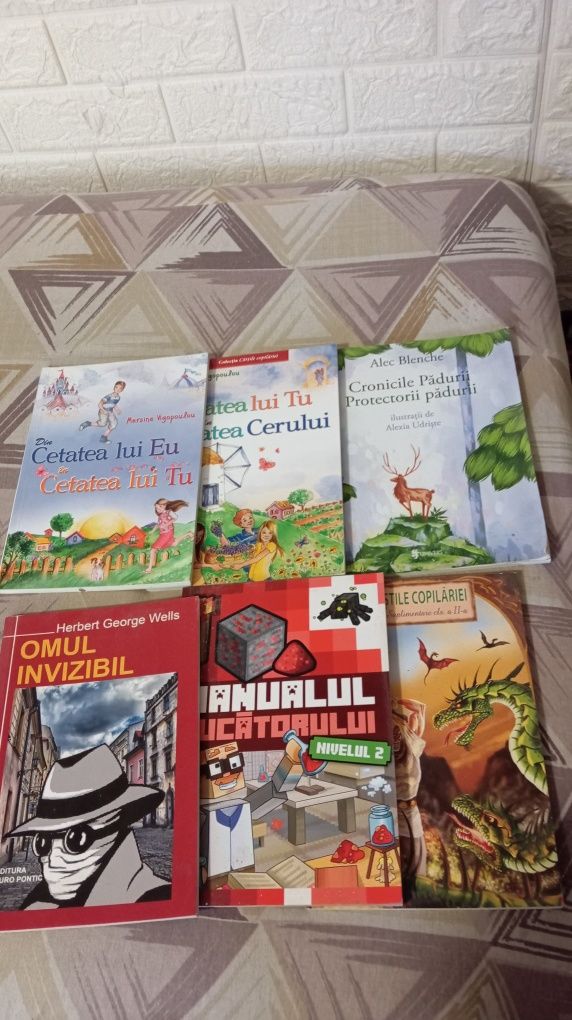 Vând cărți copii