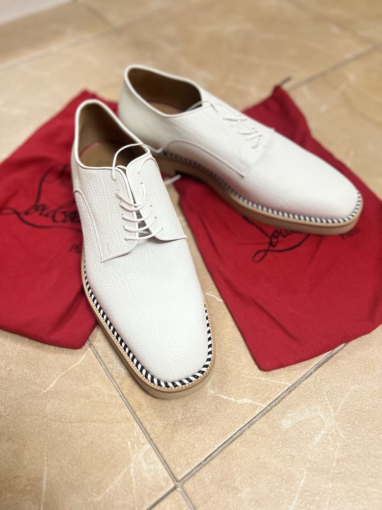 Pantofi piele Christian Louboutin