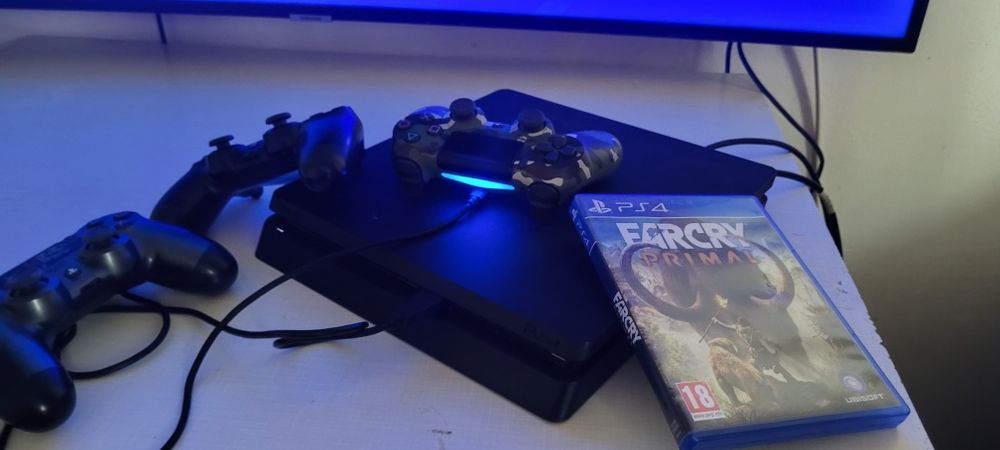 PlayStation 4 1T
