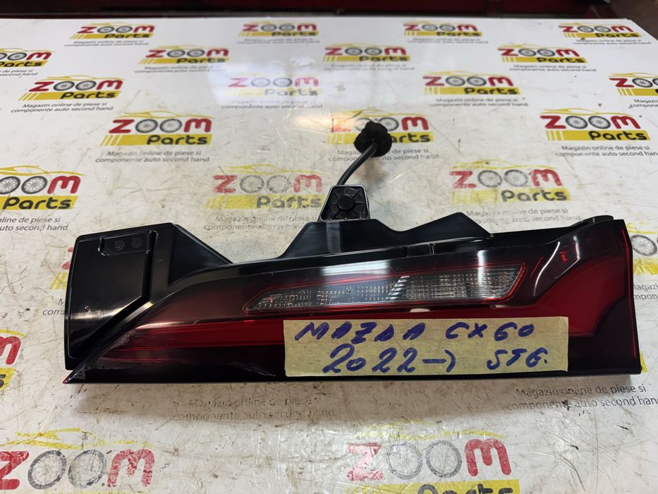 Lampa stop spate stanga pe haion Mazda CX60