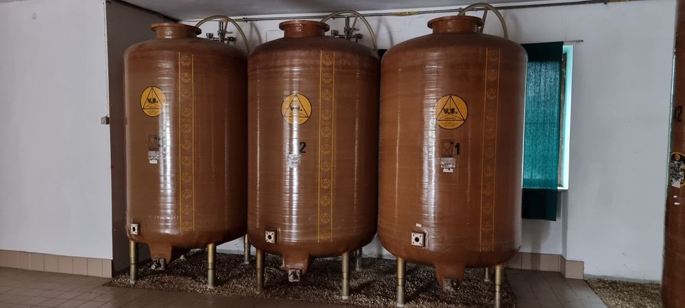 Butoi  cisterna  din fibră de sticlă uz alimentar