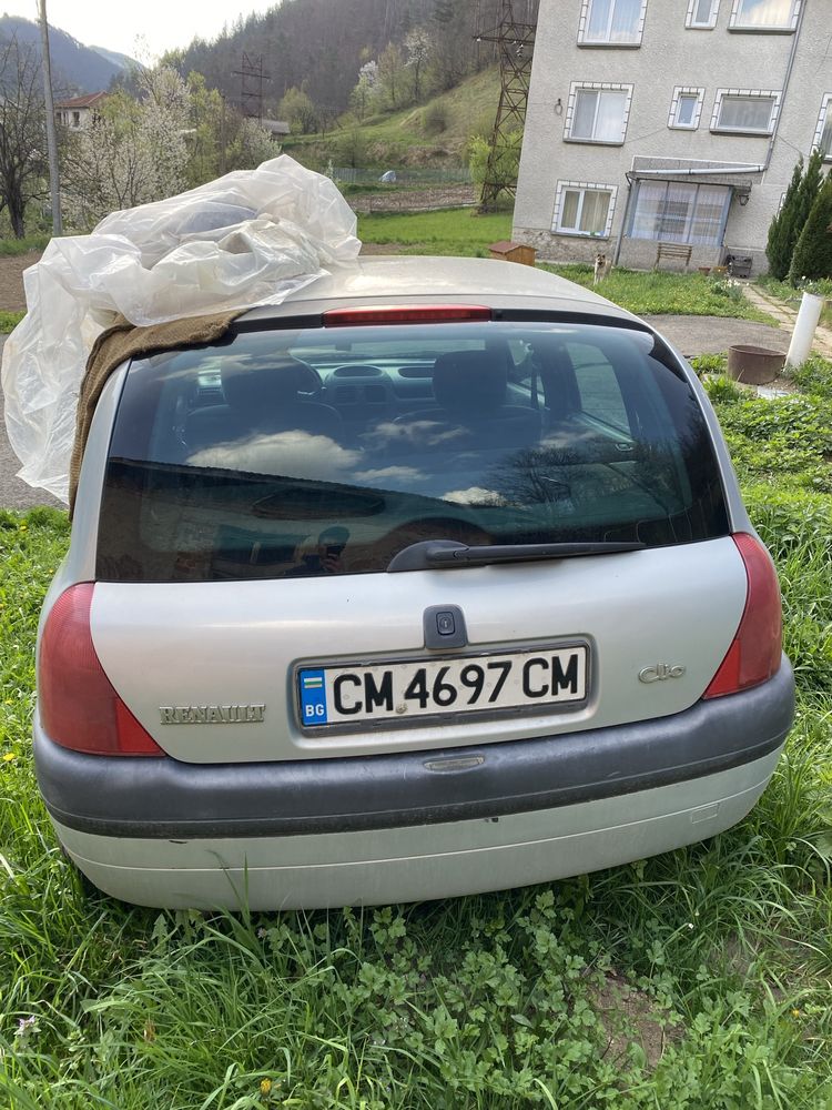 Renault Clio 1.4 75 к.с на части