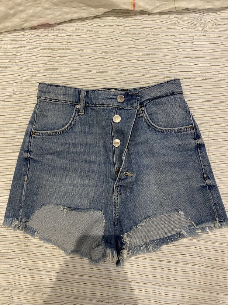 Дънкови панталонки Guess