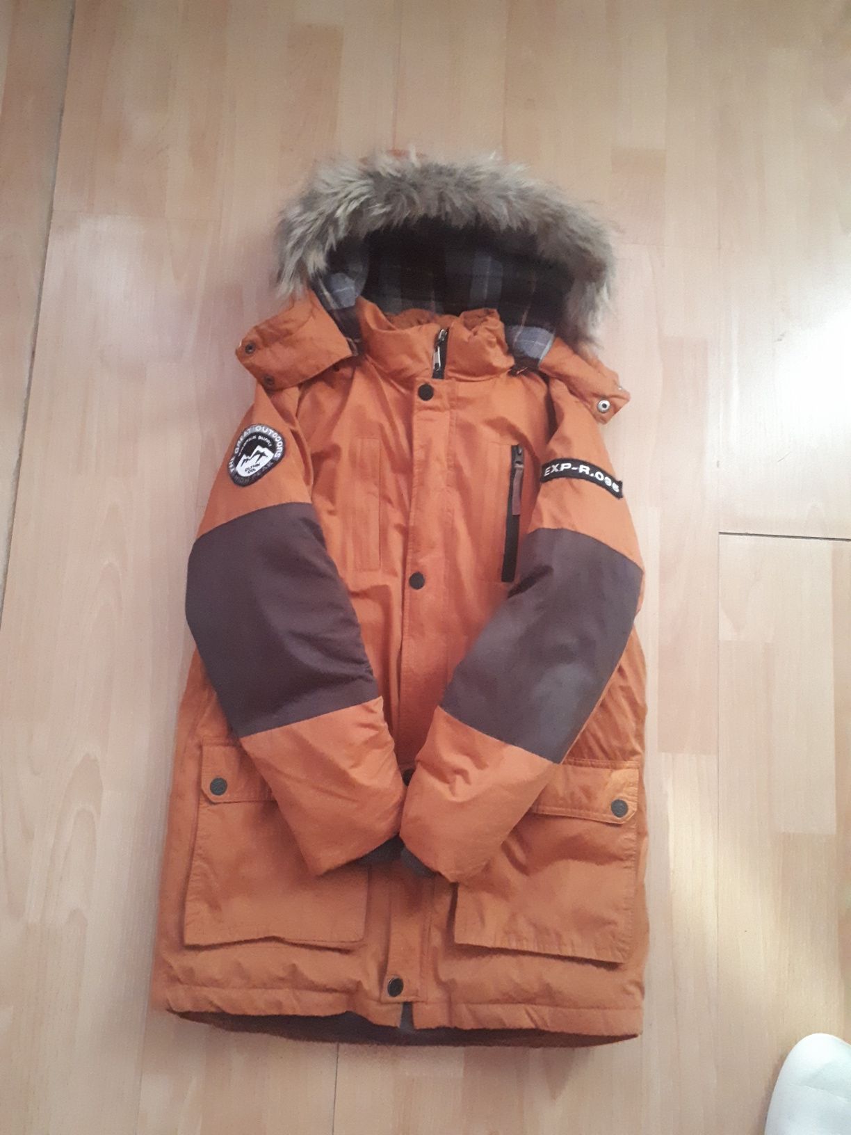 Куртка зимняя на мальчика 152см