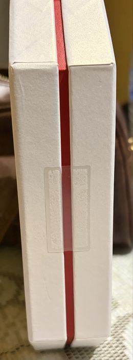 Перфектен коледен подарък за жена!!!  KIKO MILANO – Snow-Kissed Holi