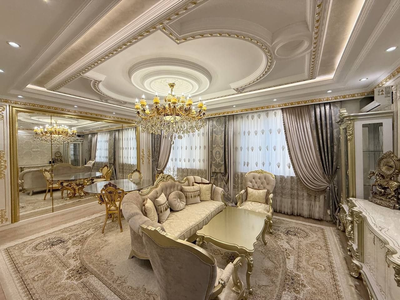Мирзо Улугбекский район Ул.Сайрам 7 комнатная