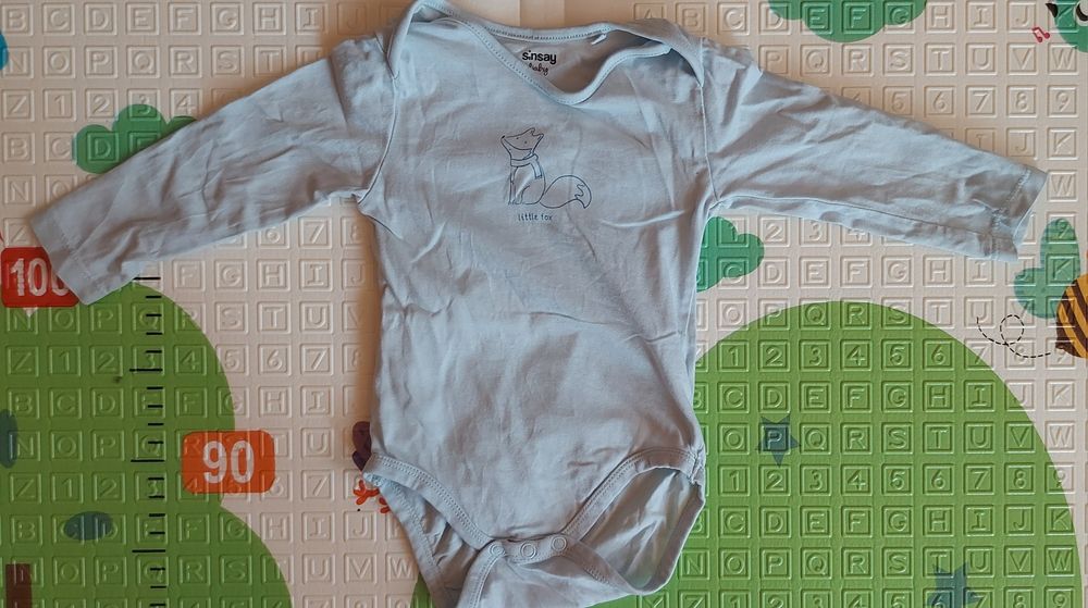 Lot 6 body cu mânecă lunga mărimea 68 3-6 luni