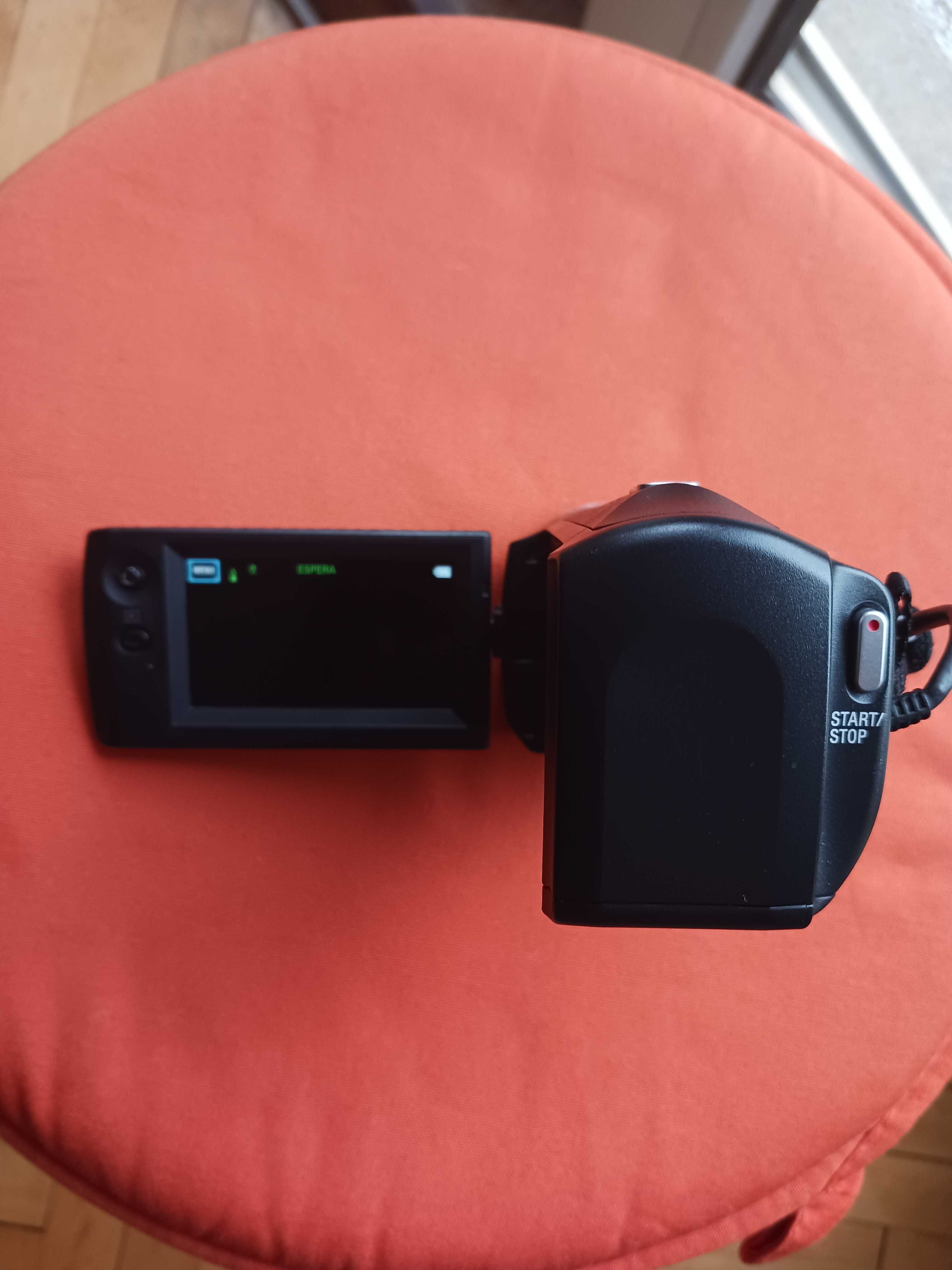 Видеокамера Sony HDR CX405