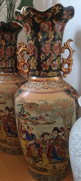 Set vaze ceramice vechi pictate manual aduse din China