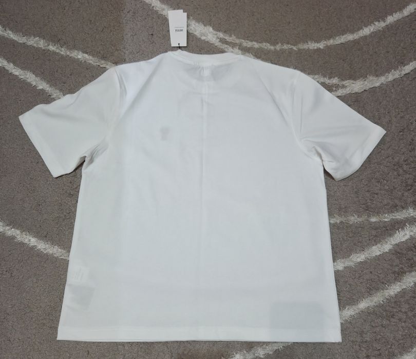 Ami Paris тениска бяла