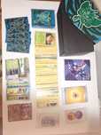 200 Покемон (Pokemon tcg) карти и аксесоари