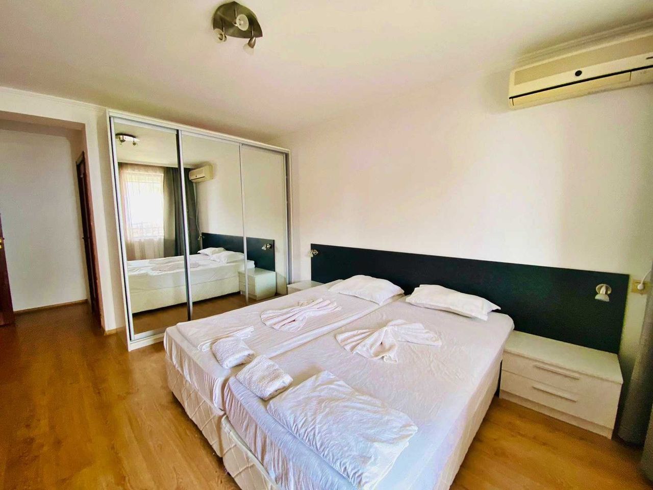 Продава се Тристаен апартамент в Свети Влас - 99 кв.м за 1132 €/кв.м - Снимка #9