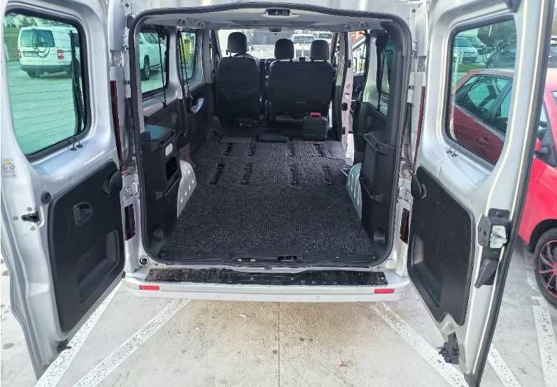 Opel vivaro 8+1 locuri 2019 lung 120 CP, o singura turbina, Start&Stop