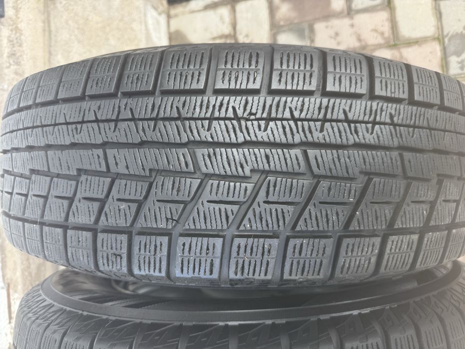 Продам копмплект шин Yokohama с дисками