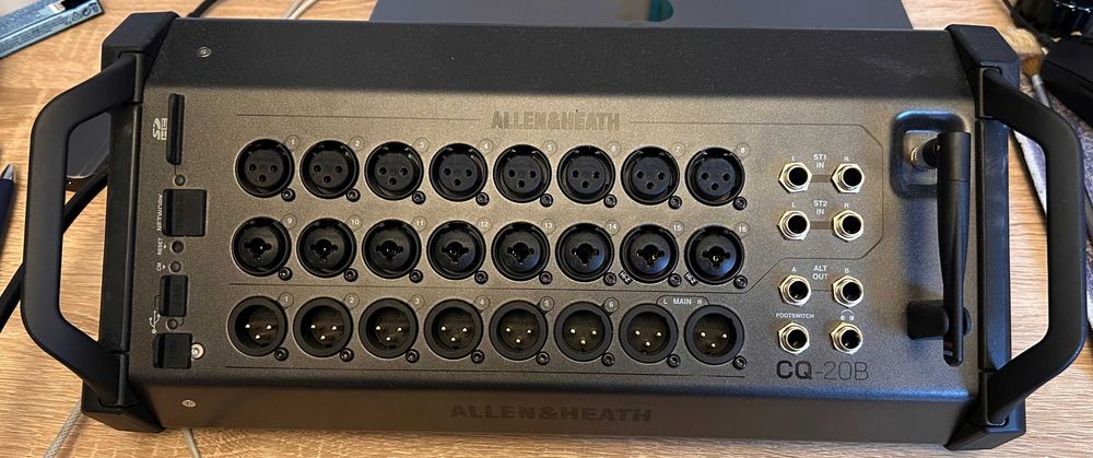 Allen&Heath CQ20-B