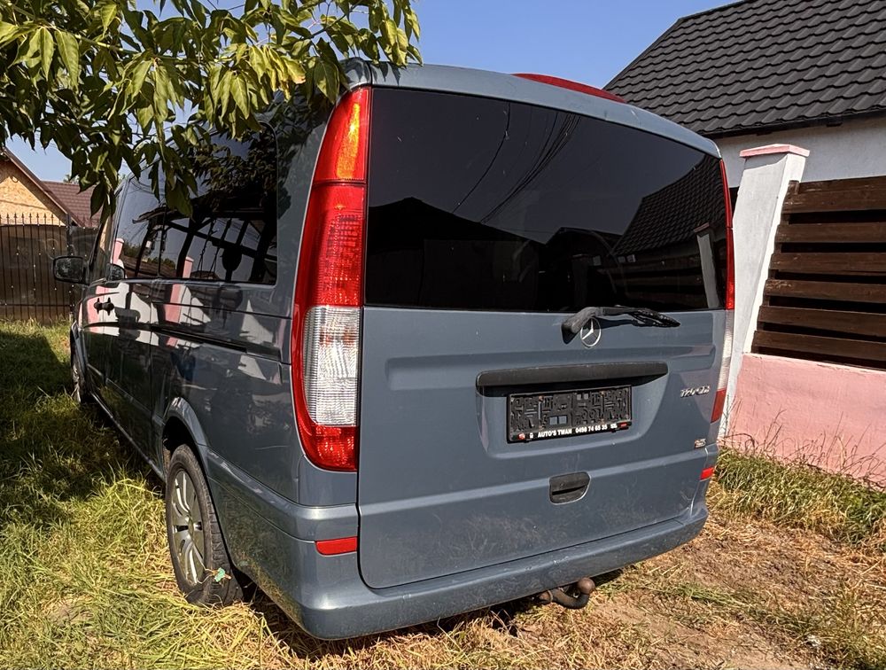 Vand sau schimb vito v6 automat autoutilitara