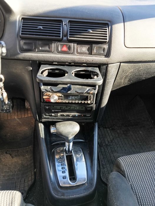 VW Golf бензин/газ автомат 1.6