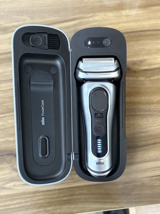 Braun Carcasă de încărcare și depozitare