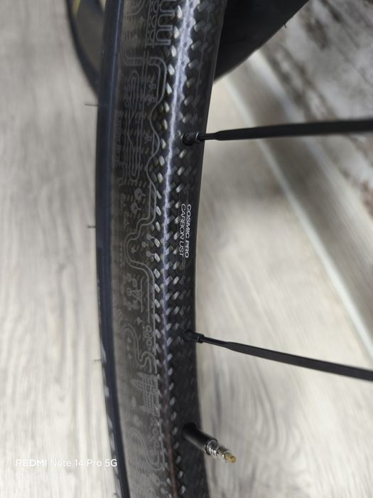 Карбонови шосейни капли Mavic Cosmic Pro Carbon UST Limited Disc