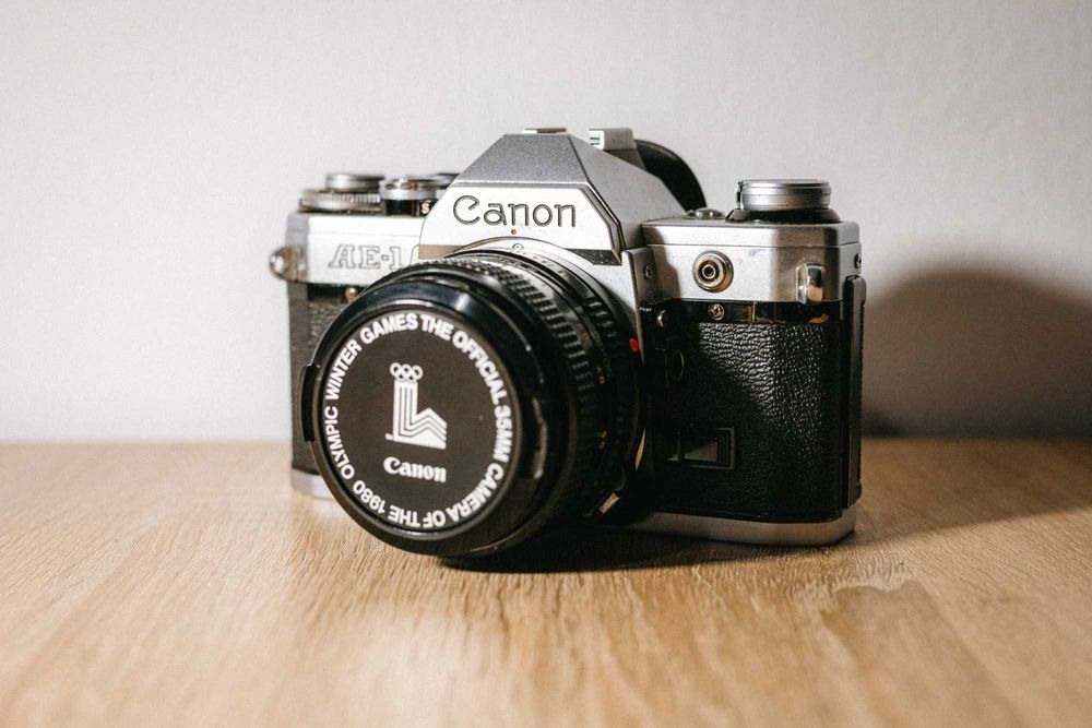 Canon AE-1 + Canon FD 50mm f/1.8