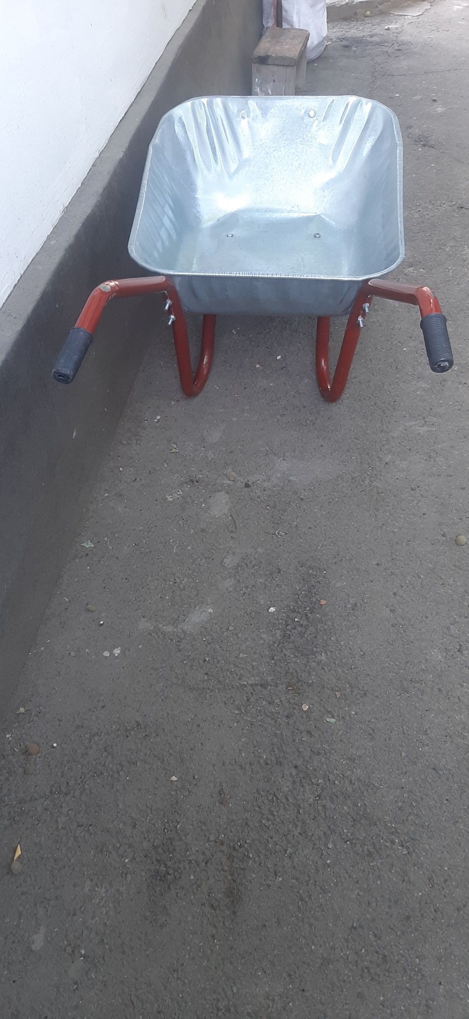 Продам тележку хозяиственную