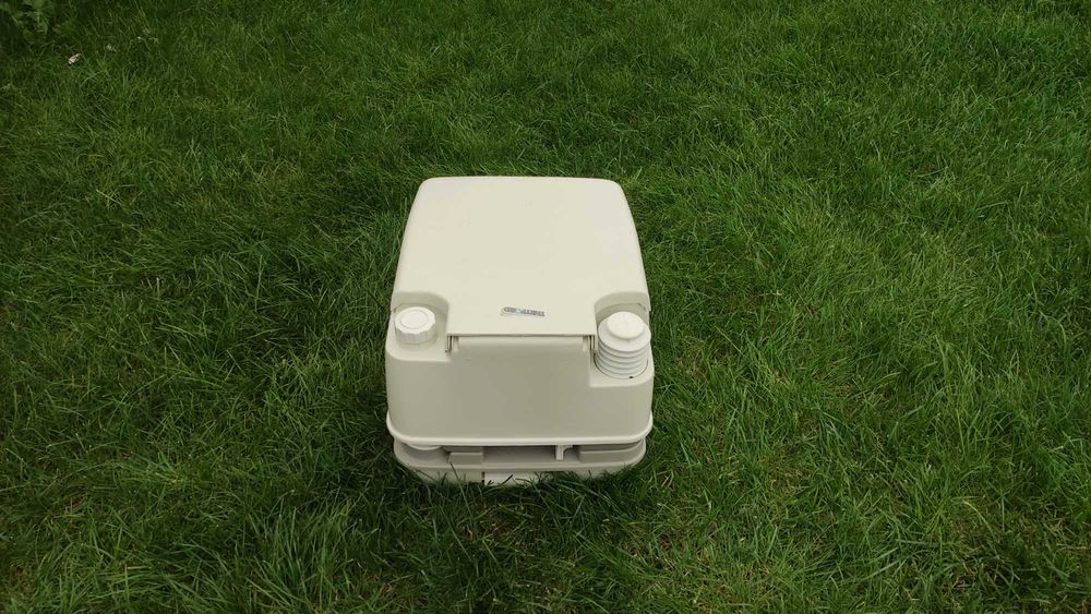 Toaleta ecologica portabila Thetford.